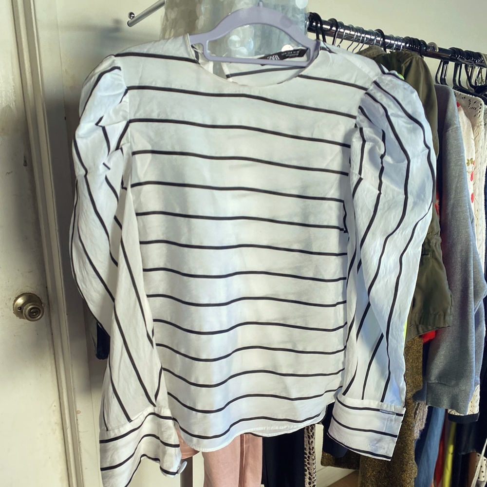 White and Black Striped Puff Sleeve Blouse